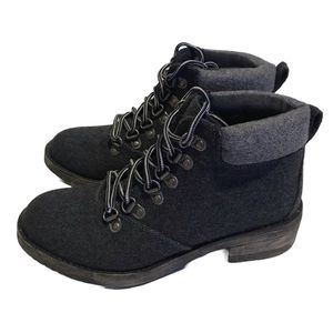 STELLA CHASE Ankle Boots